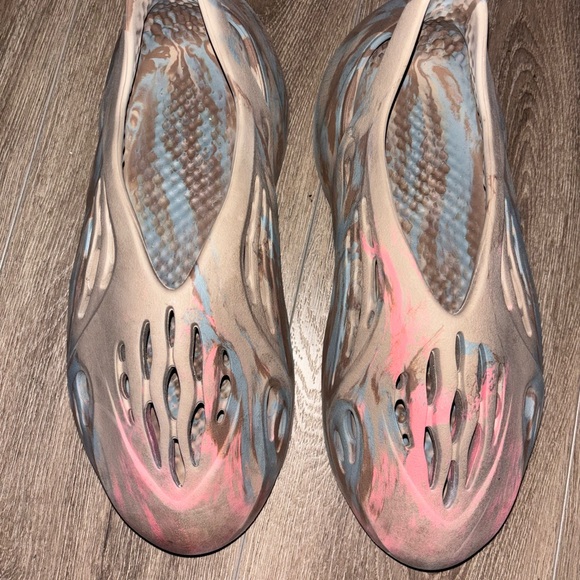 Decent codition - Picture 4 of 9